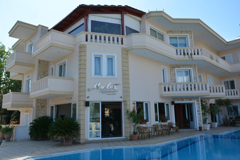 Malou Apartments Kato Daratso Bilik gambar