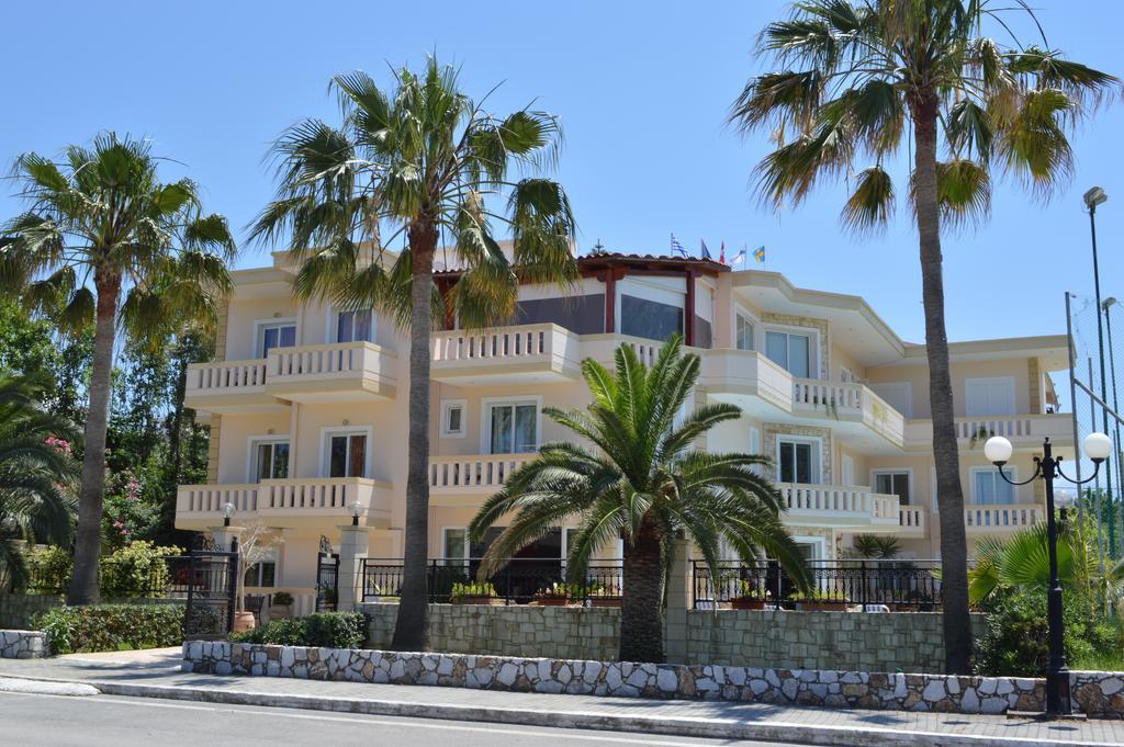 Malou Apartments Kato Daratso Luaran gambar